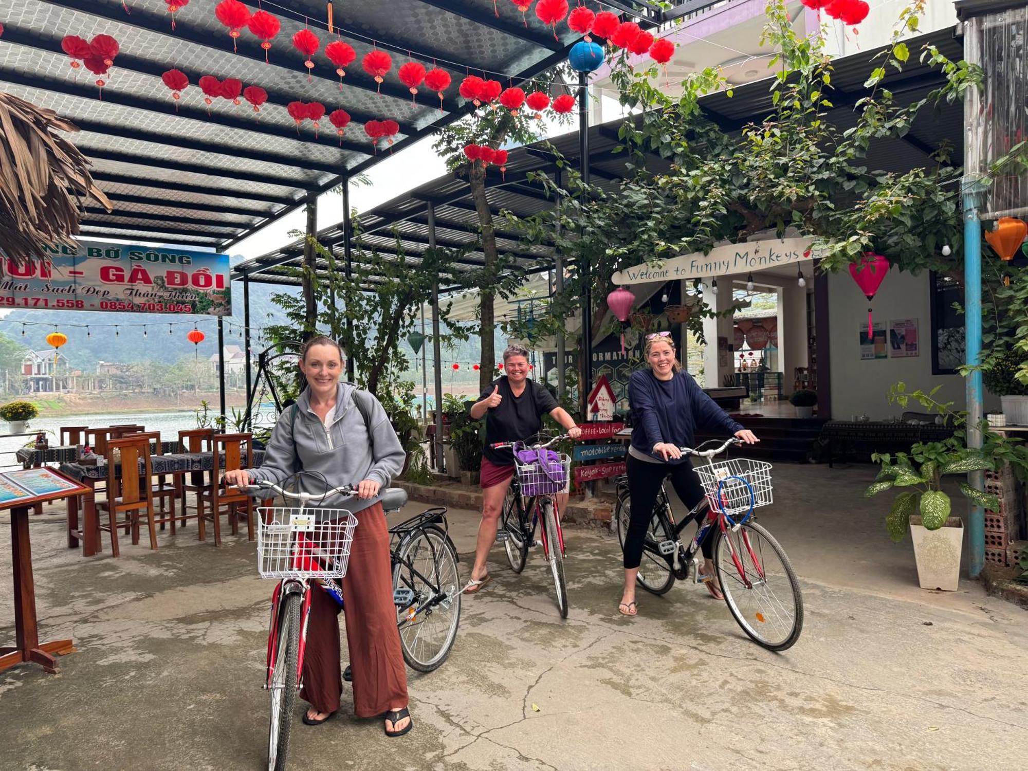 Funny Monkeys Homestay Phong Nha Exterior photo
