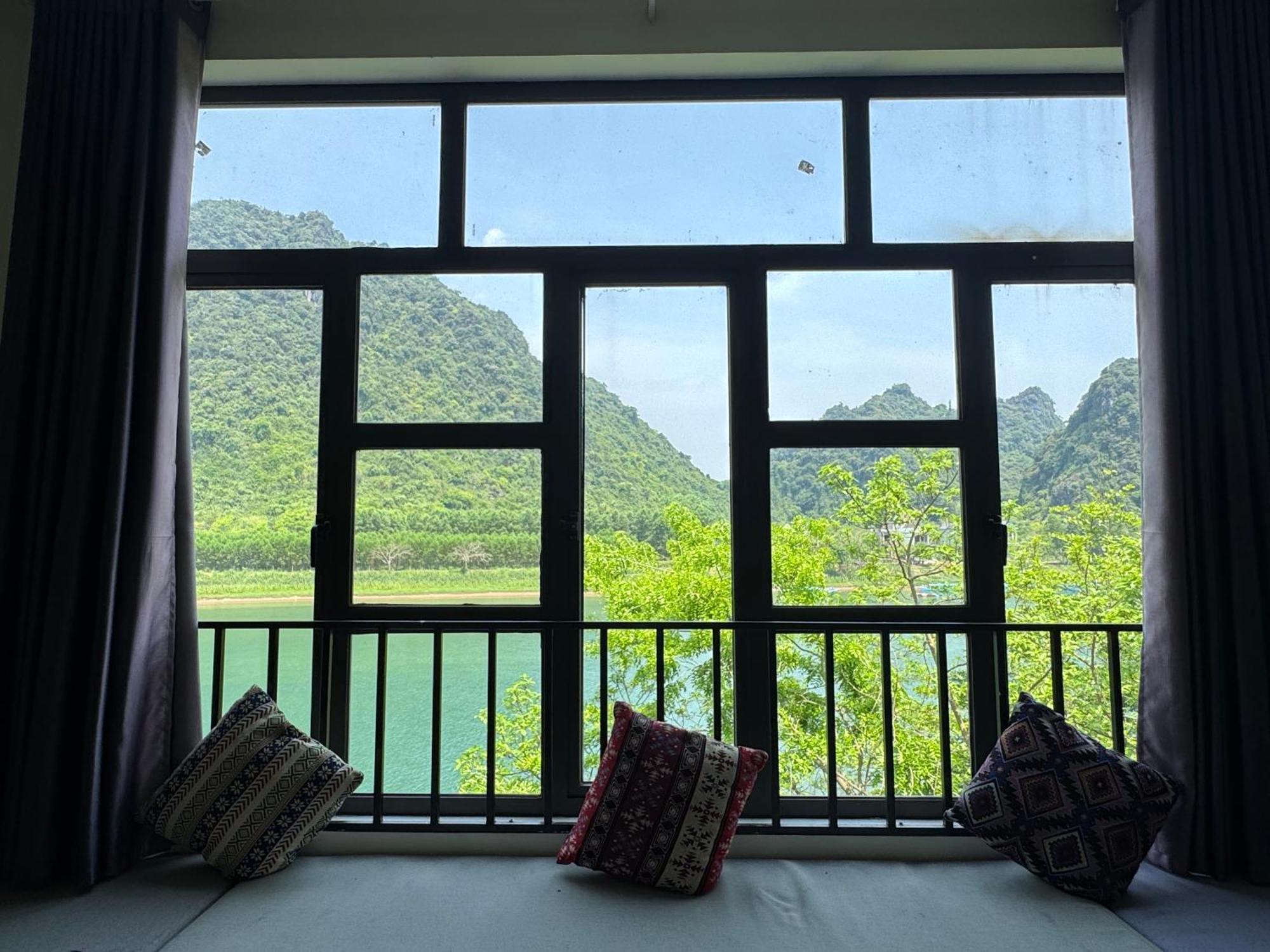 Funny Monkeys Homestay Phong Nha Exterior photo